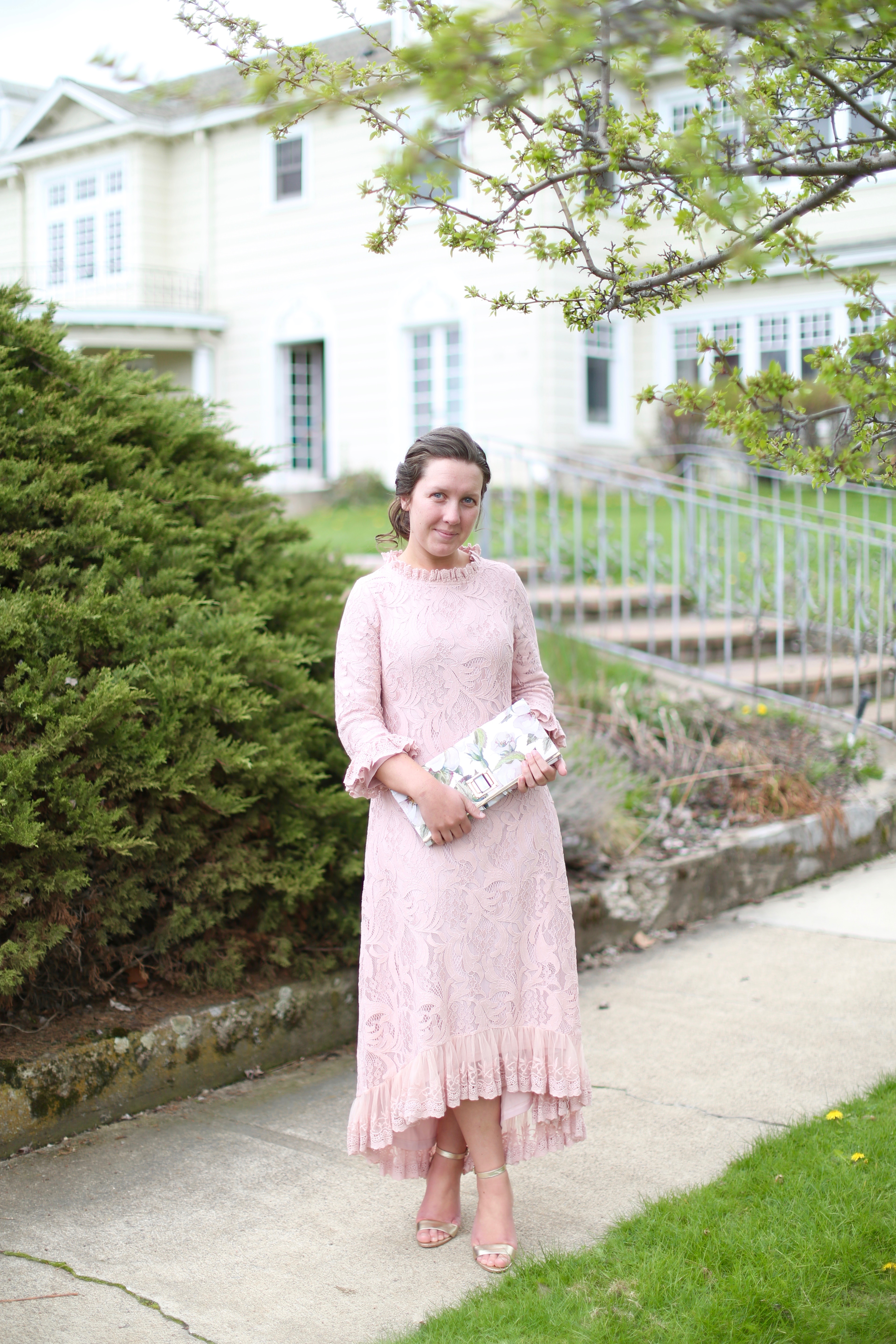The Ultimate Special Occasion Outfit: Dainty Jewell's Hamptons Dress in Blush