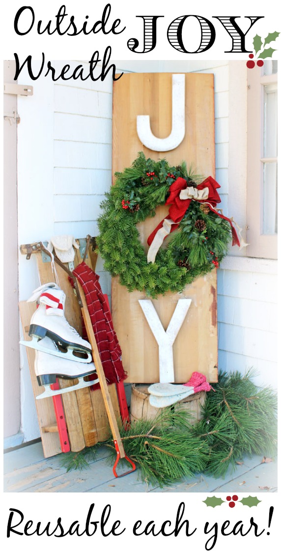 A Festive Home | Christmas Home Decor Ideas from @arfrymier on @ShesIntentional