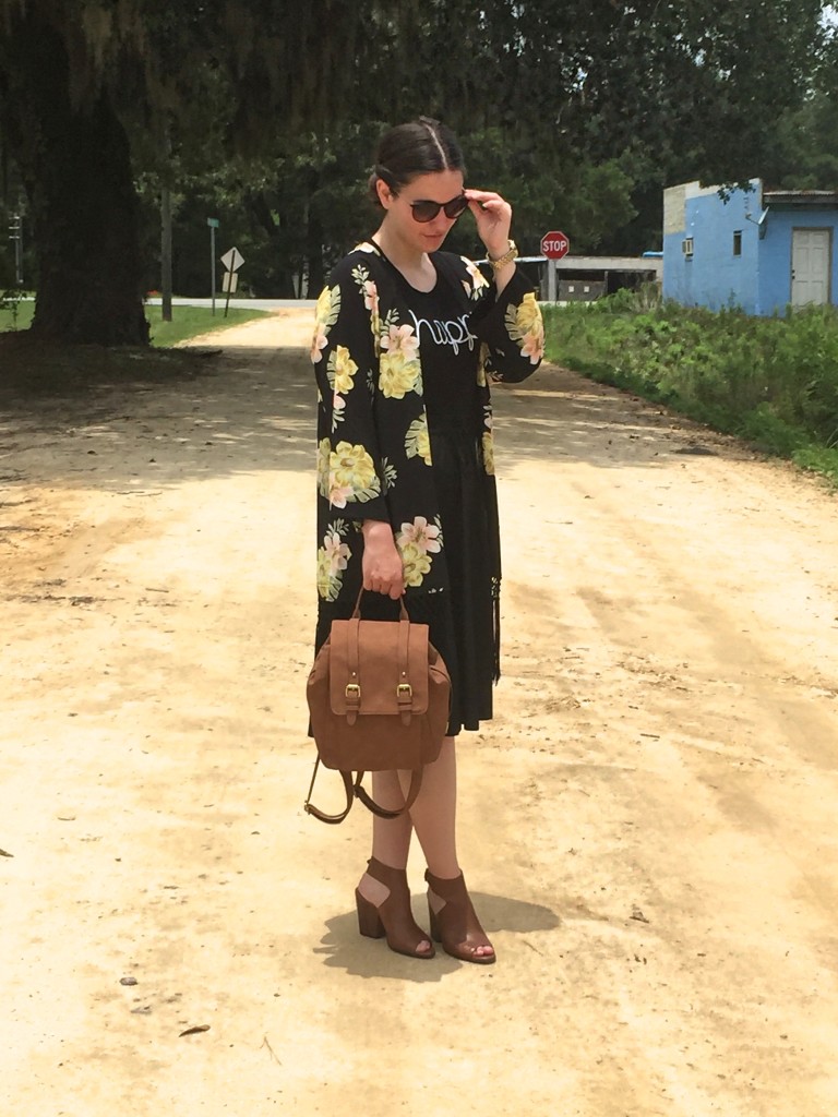 Kimonos & Happiness | Outfit Post by Elle Simmons on She's Intentional
