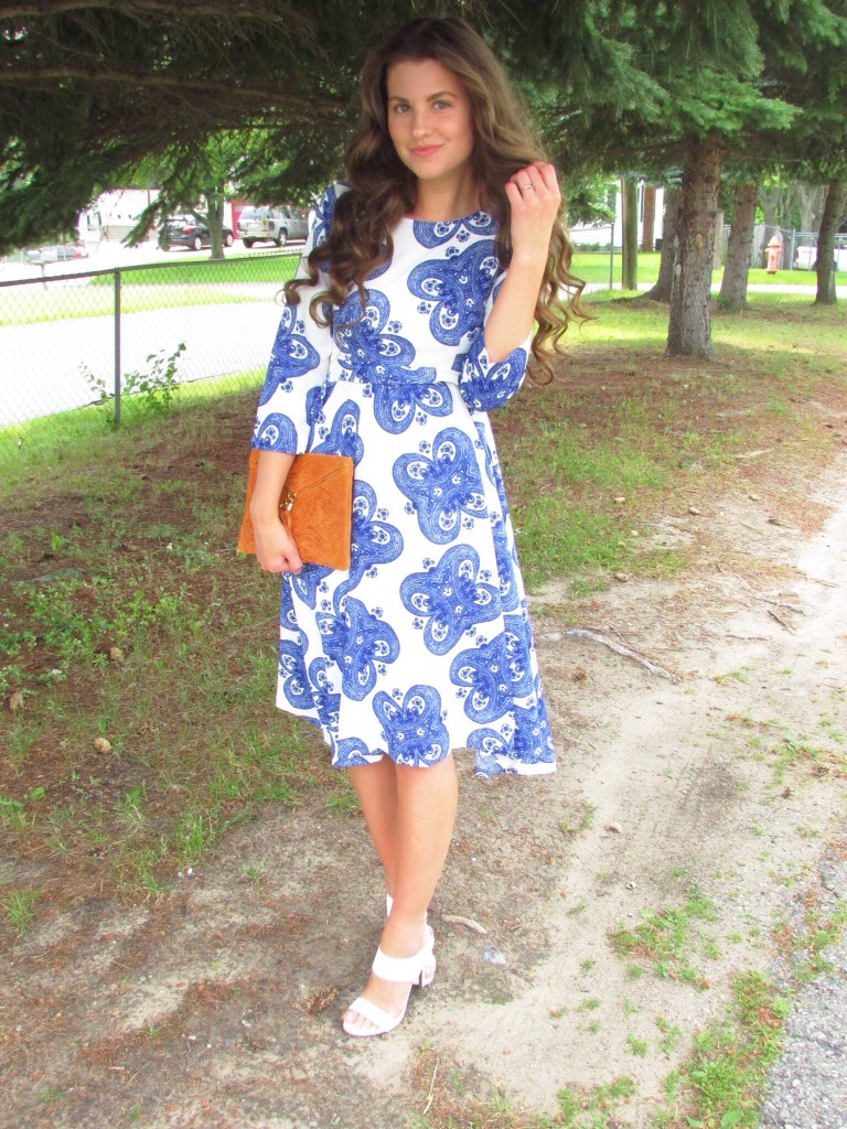 Sweet Summer Belle Dress Review by Nicole Arnold for She's Intentional